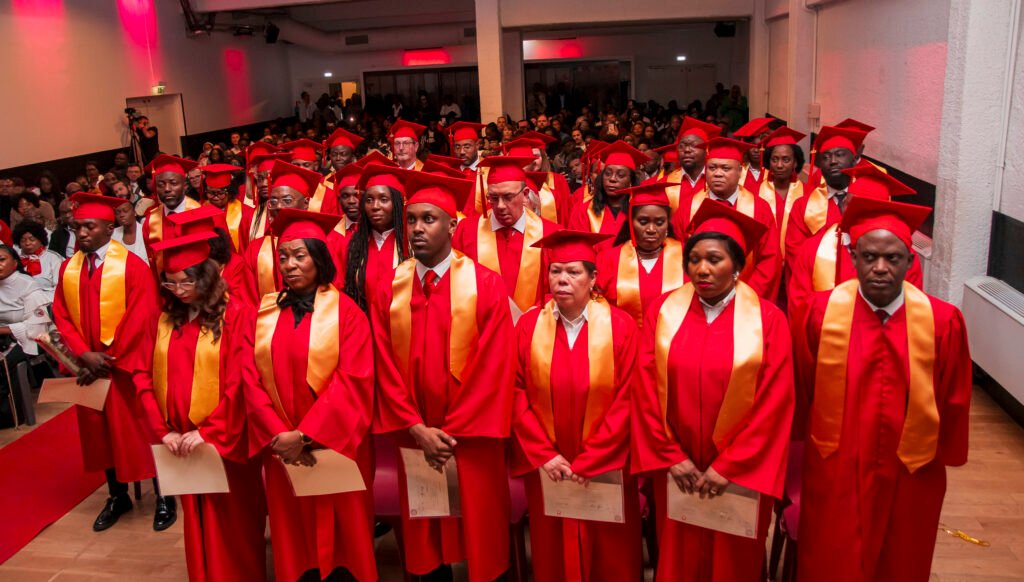 Cérémonie de remise de diplômes — Rhema