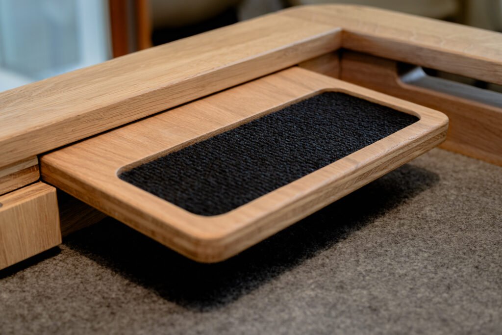 Table de Jeux Horizon Bois — Mobilier en bois