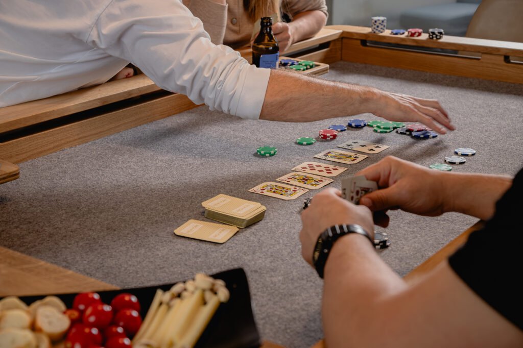 Table de Jeux Horizon Bois — Mobilier en bois